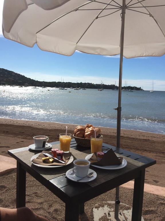 Agay Beach Hotel Saint-Raphaël Buitenkant foto